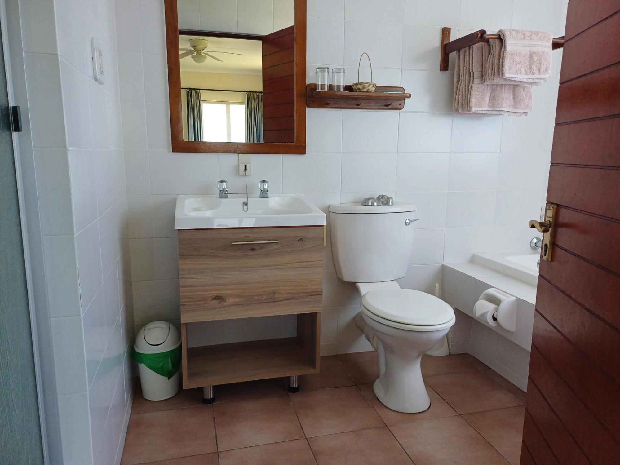Melkhoutkloof Guest House Outeniqua Strand ภายนอก รูปภาพ