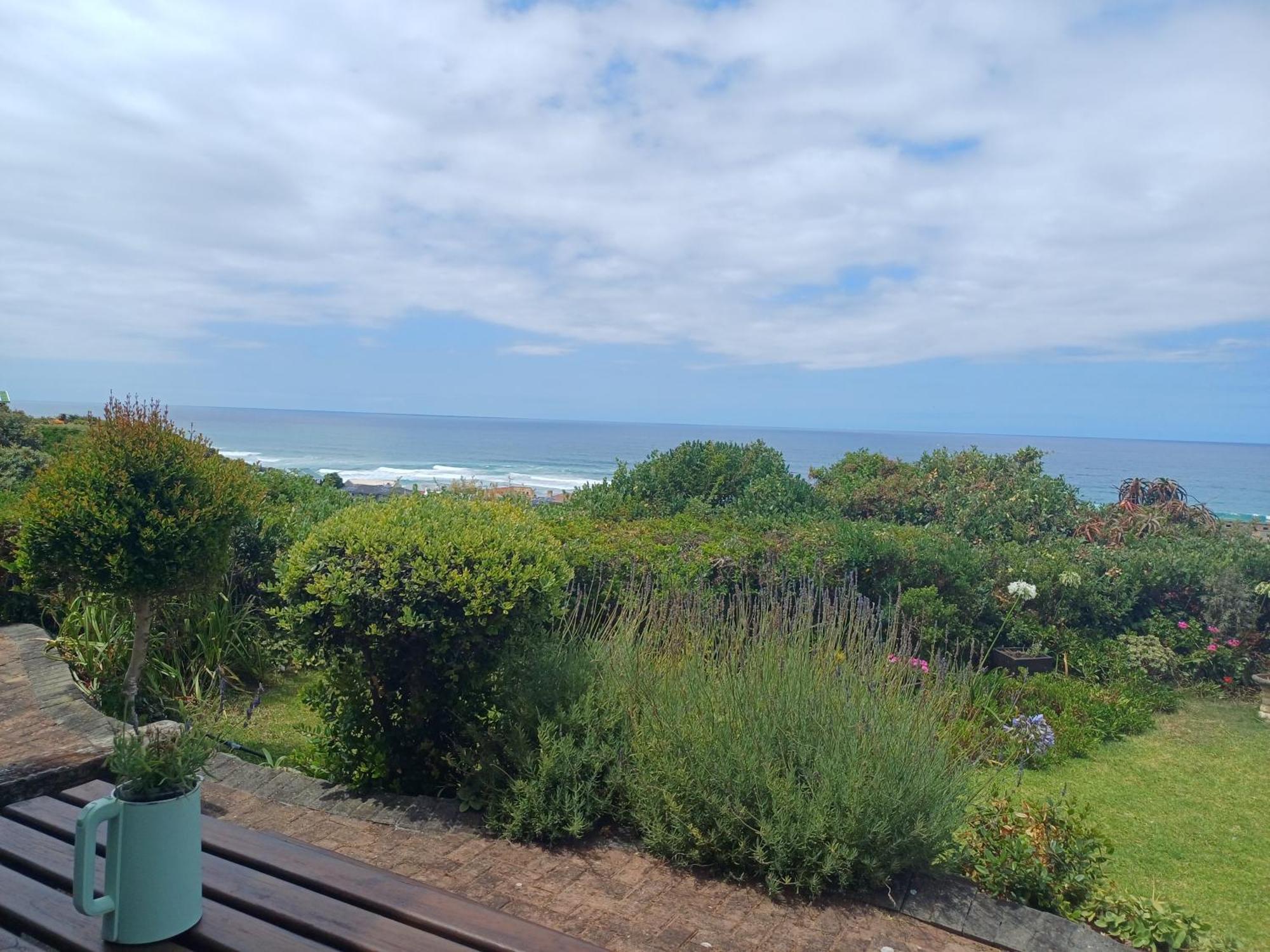 Melkhoutkloof Guest House Outeniqua Strand ภายนอก รูปภาพ